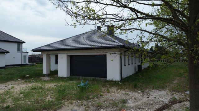 dom wolnostojący, 4 pokoje Góra Kalwaria. Zdjęcie 8