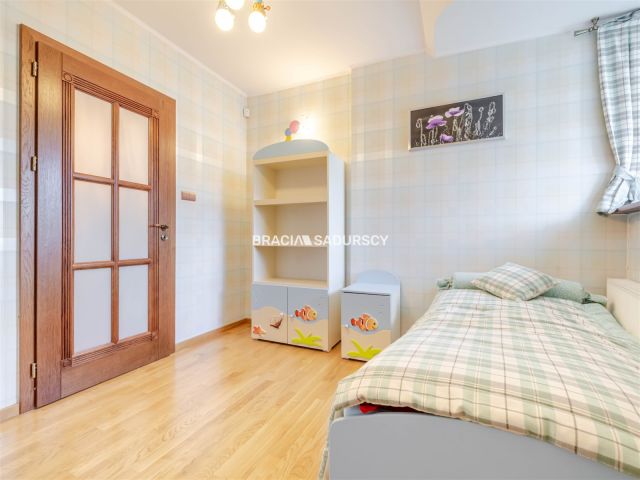 dom wolnostojący, 5 pokoi Myślenice Zarabie, ul. Bukowa. Zdjęcie 31