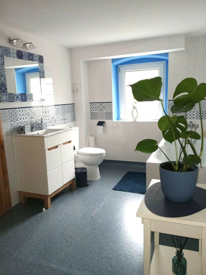 dom wolnostojący, 5 pokoi Chmieleń. Zdjęcie 11