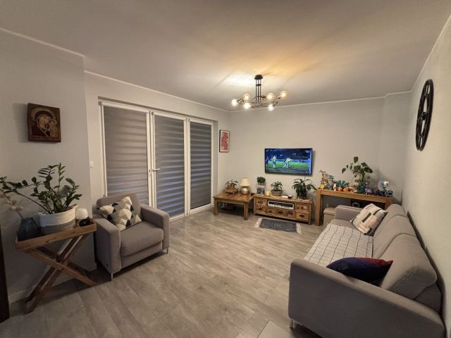 Mieszkanie 3-pokojowe Lubin Zalesie. Zdjęcie 1