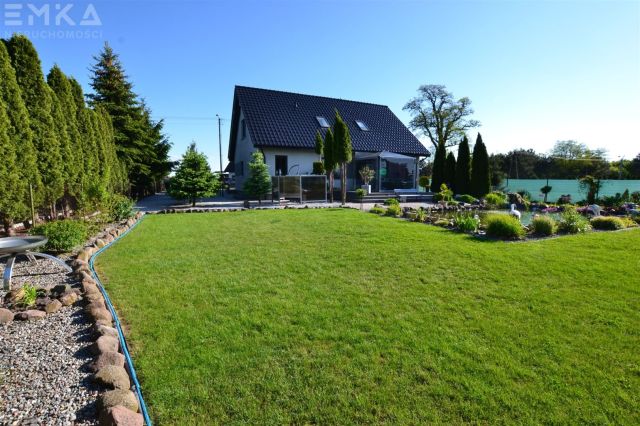 dom wolnostojący, 5 pokoi Komaszyce. Zdjęcie 5
