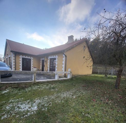 dom wolnostojący, 4 pokoje Pniewo, ul. Wesoła. Zdjęcie 1