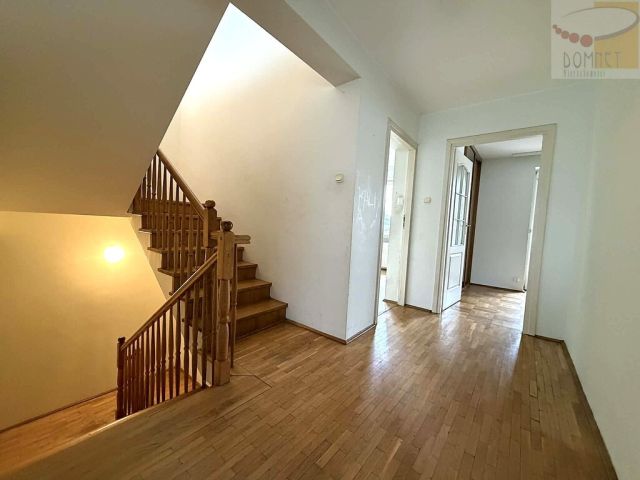 dom szeregowy, 7 pokoi Brwinów. Zdjęcie 4