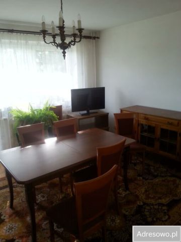 Mieszkanie 4-pokojowe Wiązów, ul. Polna. Zdjęcie 1