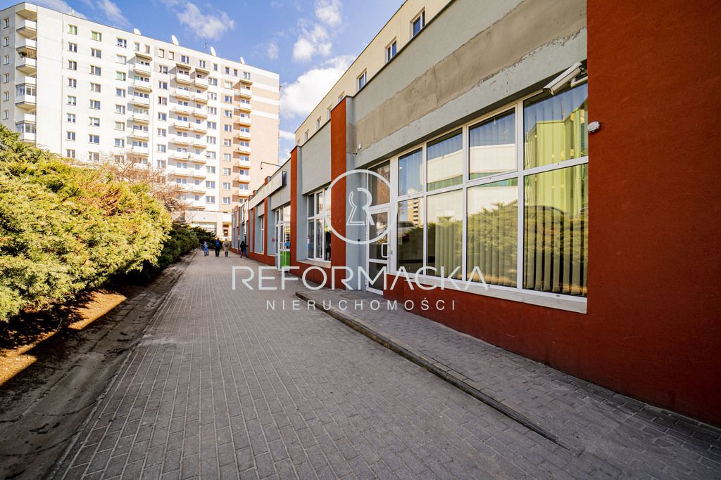 Lokal Rzeszów Baranówka, ul. Obrońców Poczty Gdańskiej. Zdjęcie 1