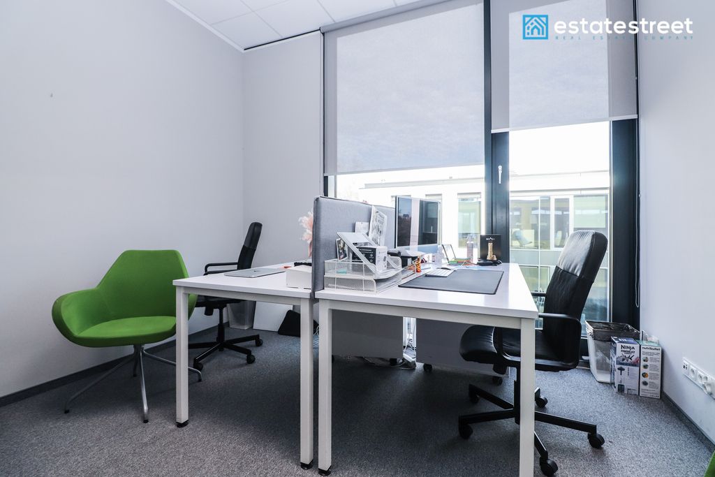 Biuro Kraków Łagiewniki-Borek Fałęcki, ul. Józefa Marcika. Zdjęcie 6