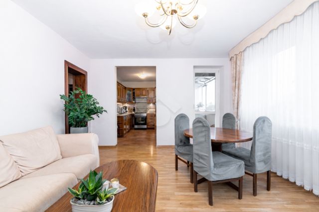 Mieszkanie 3-pokojowe Kraków Kurdwanów, ul. Stanisława Stojałowskiego. Zdjęcie 1