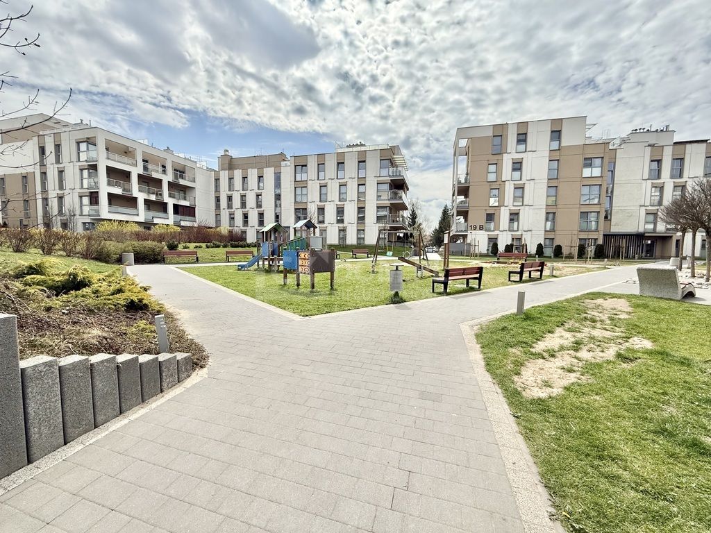 Mieszkanie 4-pokojowe Kielce Ślichowice, ul. Jerzego Szajnowicza-Iwanowa. Zdjęcie 19