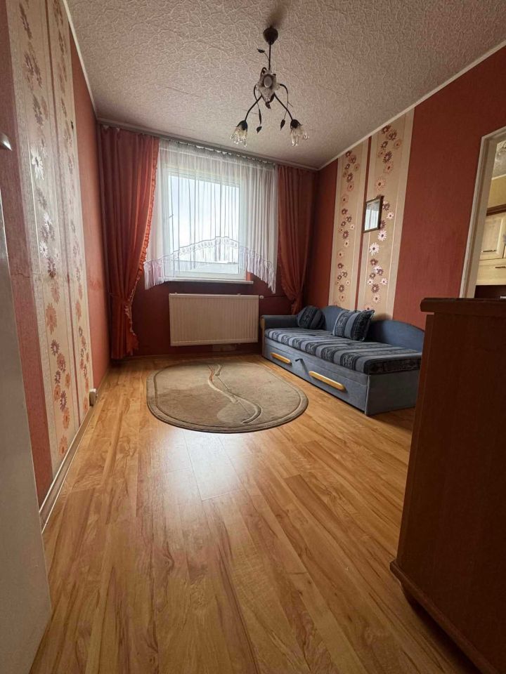 Mieszkanie 4-pokojowe Radlin. Zdjęcie 2