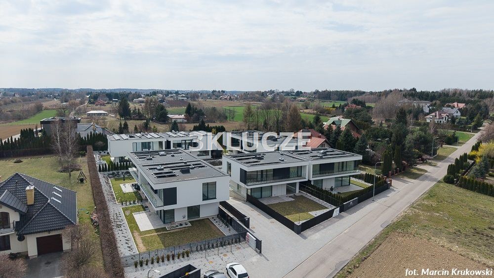 bliźniak, 6 pokoi Dąbrowica, ul. Uzdrowiskowa. Zdjęcie 2