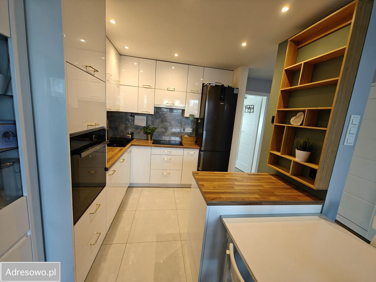 Mieszkanie 3-pokojowe Rzeszów Zalesie, al. gen. Władysława Sikorskiego. Zdjęcie 13