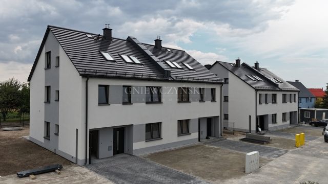 Mieszkanie 4-pokojowe Grodków, ul. Wiejska. Zdjęcie 1