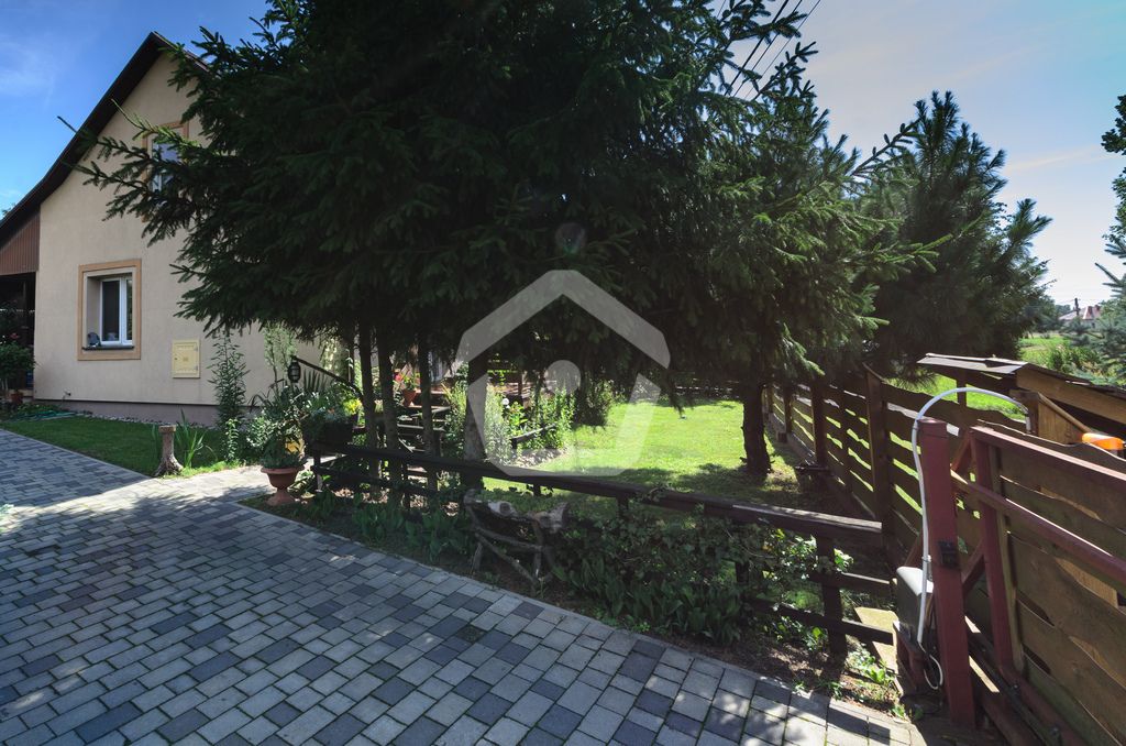 dom wolnostojący, 5 pokoi Widełka. Zdjęcie 4