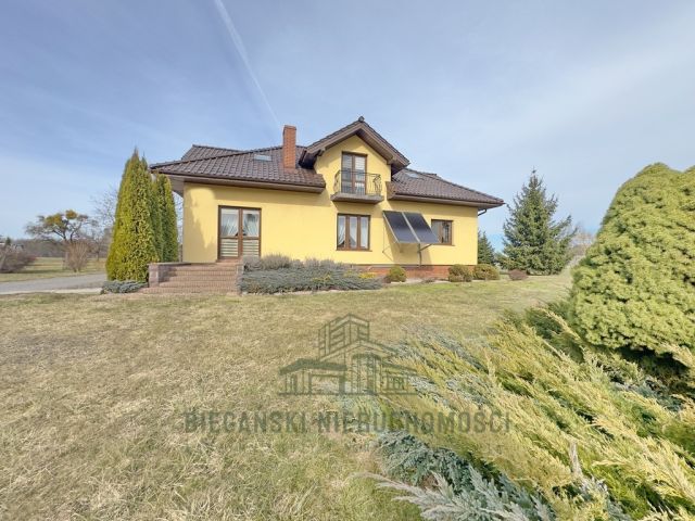 dom wolnostojący, 5 pokoi Łuszczów Drugi. Zdjęcie 5