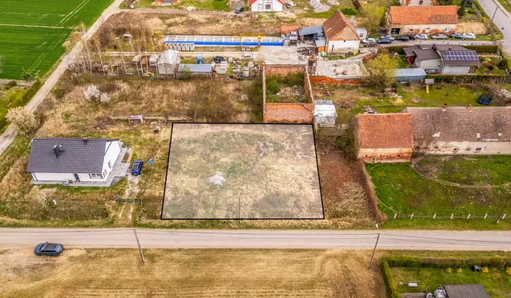 Działka budowlana Małujowice, Małujowice