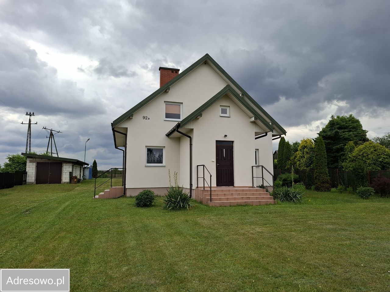 dom wolnostojący, 4 pokoje Ochudno. Zdjęcie 8
