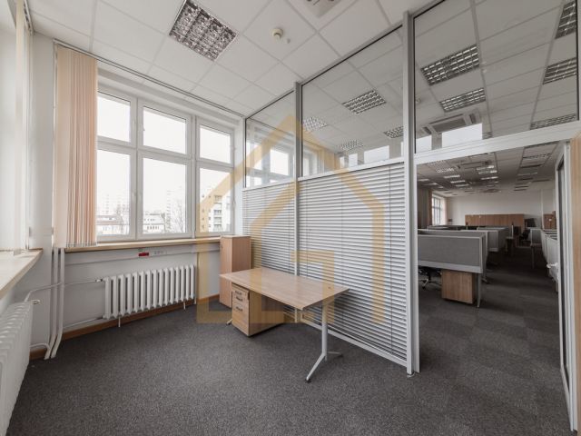 Biuro Warszawa Targówek, ul. ks. Piotra Skargi. Zdjęcie 1