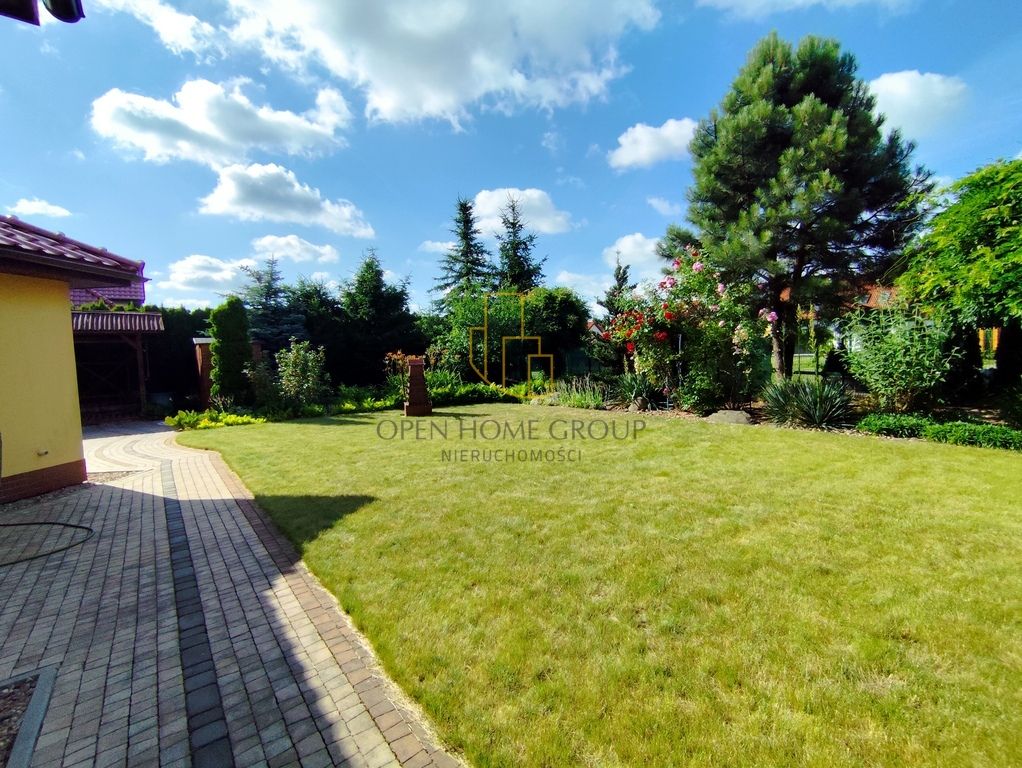 dom wolnostojący, 6 pokoi Smolec. Zdjęcie 31