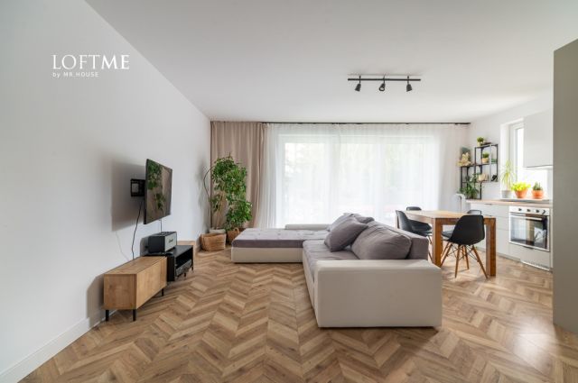 Mieszkanie 6-pokojowe Łódź Bałuty, ul. Jaskółcza. Zdjęcie 1