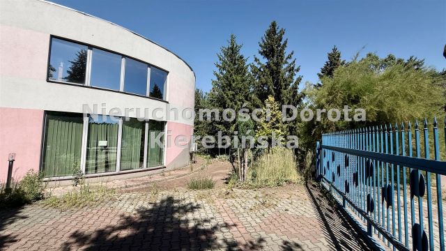 Hala/magazyn Ujazd. Zdjęcie 26