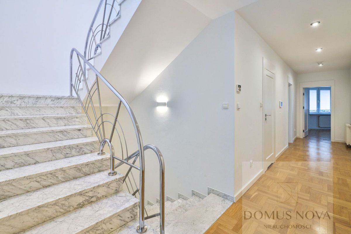 dom wolnostojący, 8 pokoi Warszawa Wilanów, ul. Królowej Marysieńki. Zdjęcie 18