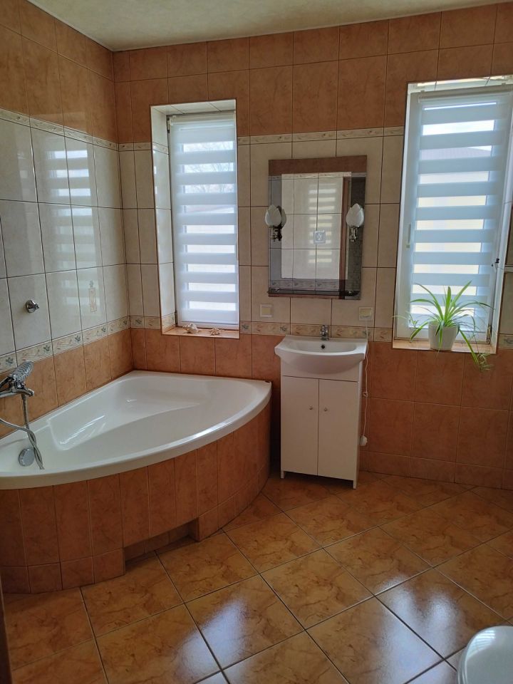 dom wolnostojący Lubycza Królewska, ul. Szkolna. Zdjęcie 8