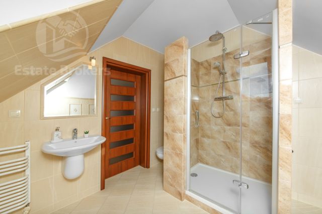 dom wolnostojący, 10 pokoi Żórawina, ul. Sportowa. Zdjęcie 11