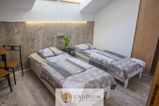 dom wolnostojący, 15 pokoi Rewa. Zdjęcie 6