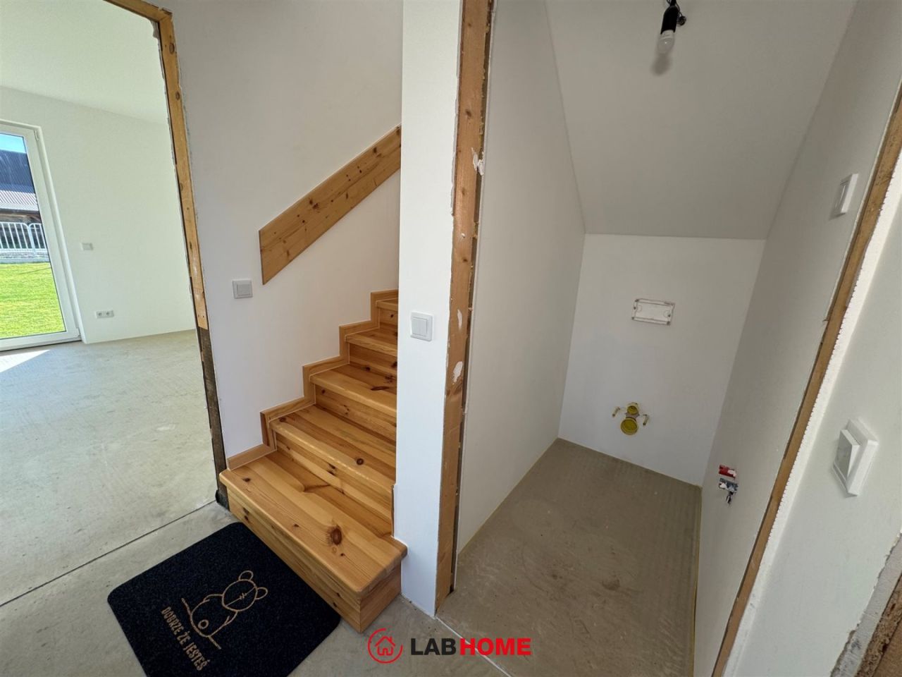 dom wolnostojący, 5 pokoi Cisiec, ul. Trakt Cesarski. Zdjęcie 11