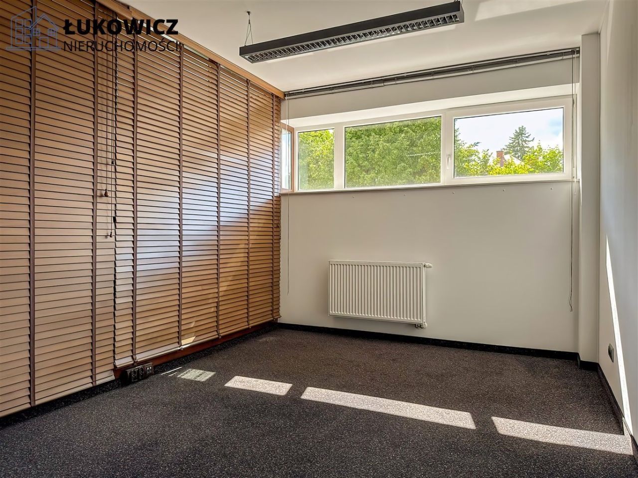 Biuro Bielsko-Biała Osiedle Karpackie. Zdjęcie 5