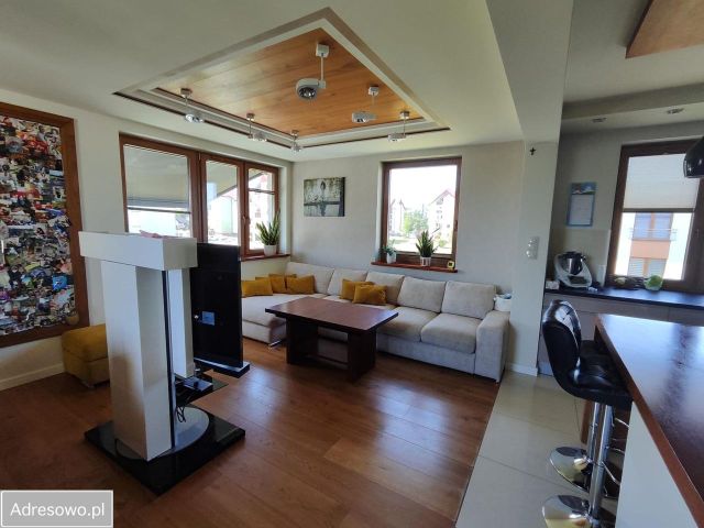 Mieszkanie 4-pokojowe Kościerzyna Centrum, ul. Stanisława Moniuszki. Zdjęcie 1