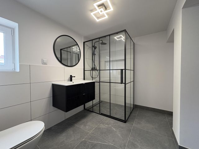 Nieruchomość komercyjna Bielsko-Biała Leszczyny, ul. Leszczyńska. Zdjęcie 1