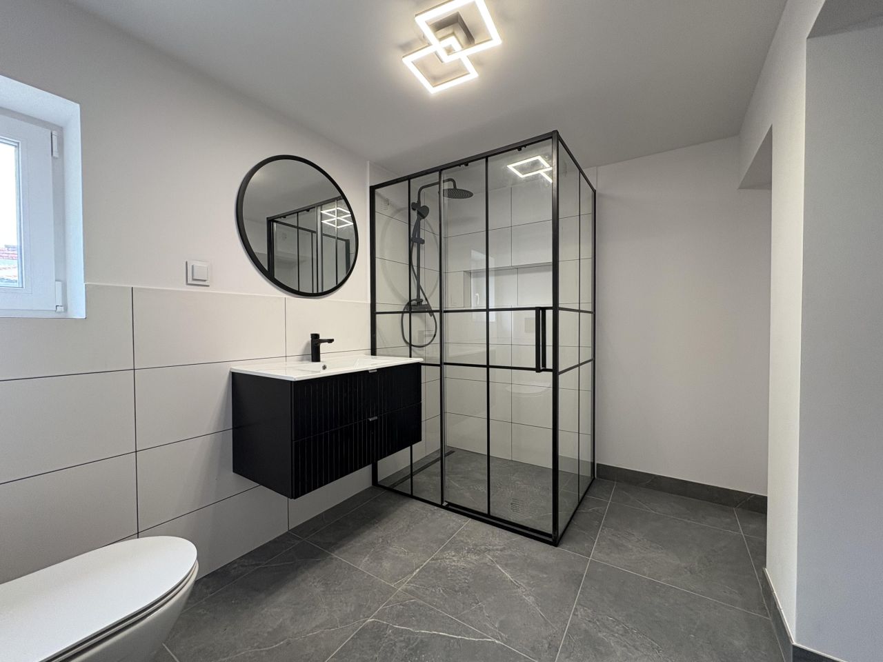 Nieruchomość komercyjna Bielsko-Biała Leszczyny, ul. Leszczyńska. Zdjęcie 1