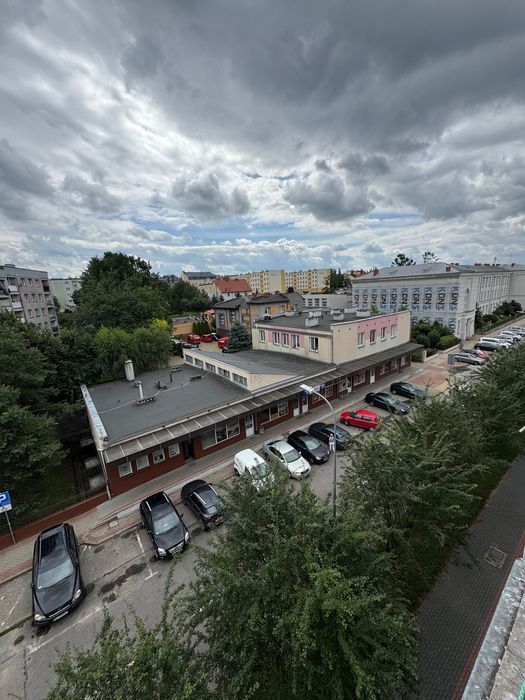 Mieszkanie 4-pokojowe Łomża, ul. Feliksa Bernatowicza. Zdjęcie 1