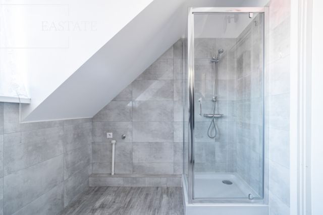 dom wolnostojący, 11 pokoi Rumia, ul. Oliwska. Zdjęcie 14