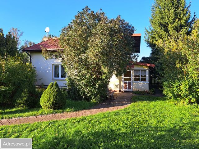 dom wolnostojący, 5 pokoi Starachowice Michałów Dolny, ul. Ostrowiecka. Zdjęcie 1