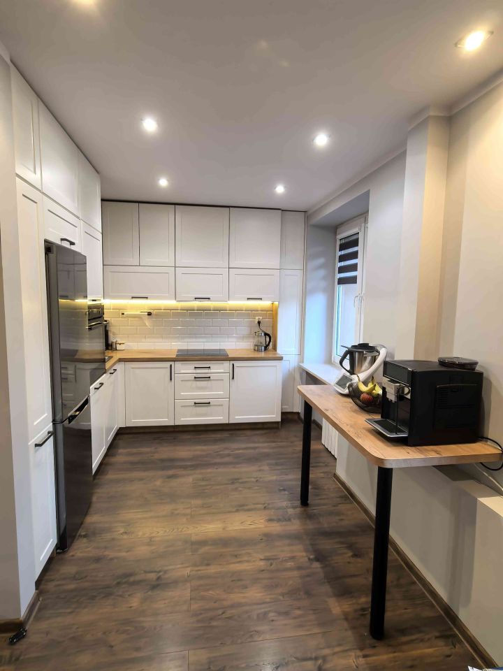 Mieszkanie 3-pokojowe Jaworzno Centrum, ul. Fryderyka Chopina. Zdjęcie 2