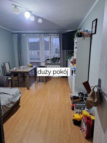 Mieszkanie 3-pokojowe Karlino. Zdjęcie 1