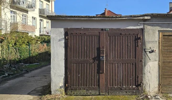Garaż/miejsce parkingowe Szczecin Centrum, ul. Lutniana