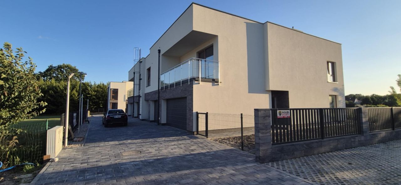 dom szeregowy, 4 pokoje Warszawa Białołęka Dworska, ul. Waligóry. Zdjęcie 1