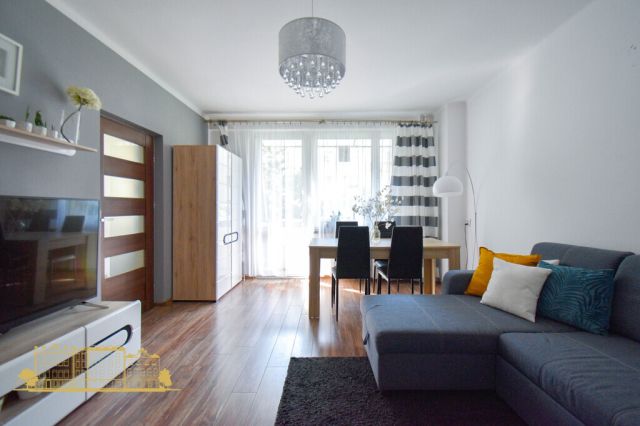 Mieszkanie 3-pokojowe Kraków Nowa Huta, os. Kolorowe. Zdjęcie 1