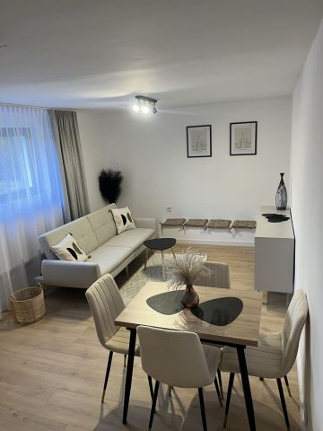 Mieszkanie 2-pokojowe Kraków Bieżanów, ul. Mała Góra. Zdjęcie 1