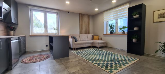 Mieszkanie 3-pokojowe Kluczowa. Zdjęcie 1