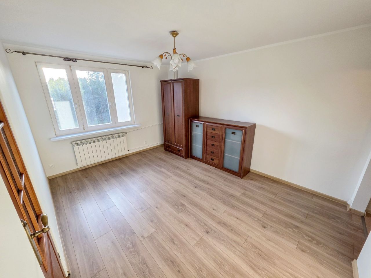 Mieszkanie 2-pokojowe Stąporków, pl. Wolności. Zdjęcie 1