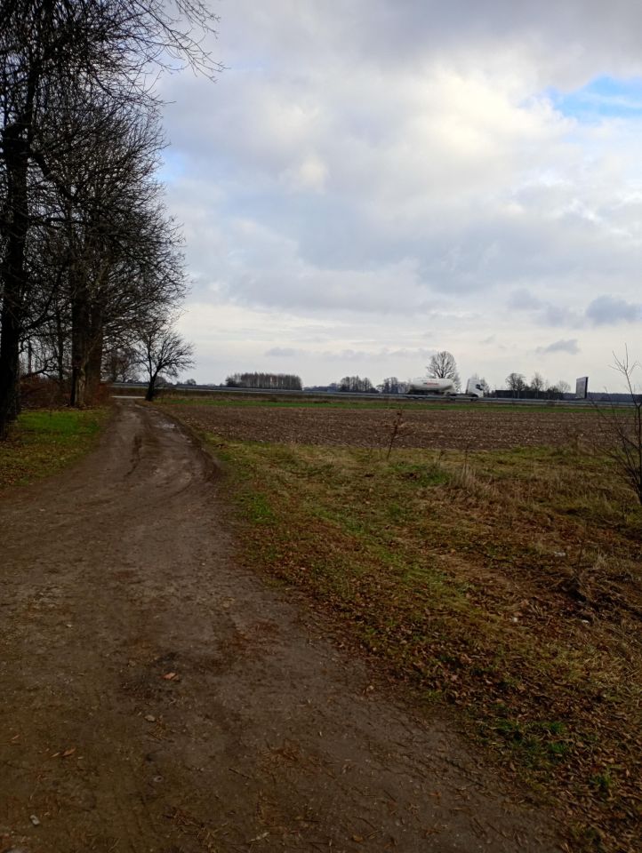 Działka rolno-budowlana Taczów. Zdjęcie 2