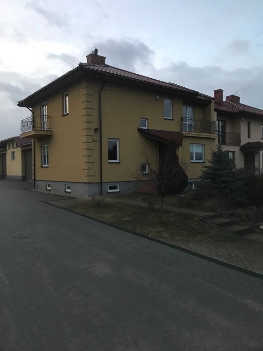 dom wolnostojący, 5 pokoi Orły