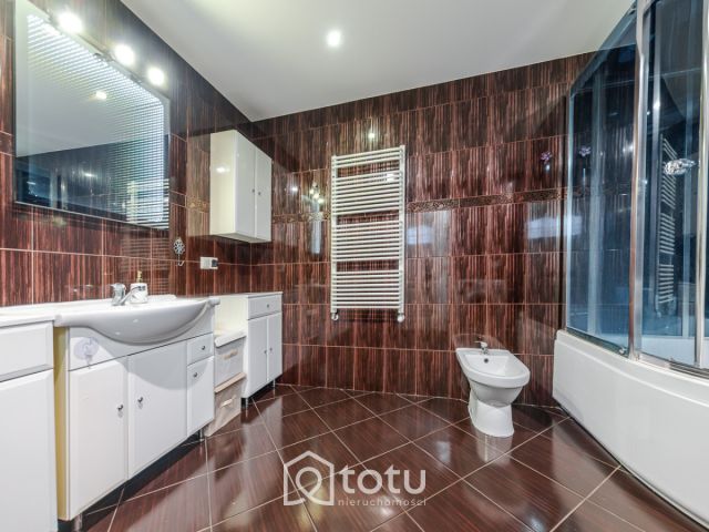 dom wolnostojący, 5 pokoi Sulejówek, ul. Plater. Zdjęcie 11