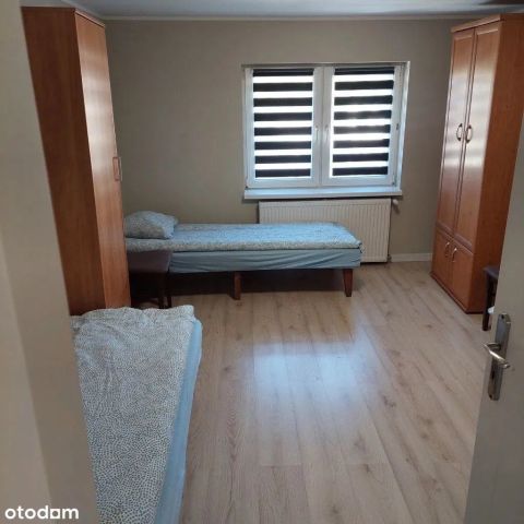 bliźniak, 7 pokoi Tulce. Zdjęcie 3