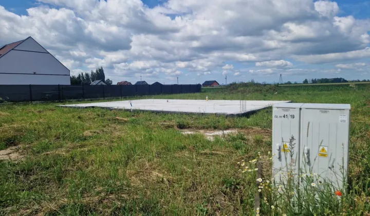 Działka budowlana Wiązów