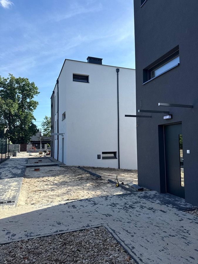 bliźniak, 7 pokoi Warszawa Wawer, ul. Brzoskwiniowa. Zdjęcie 8